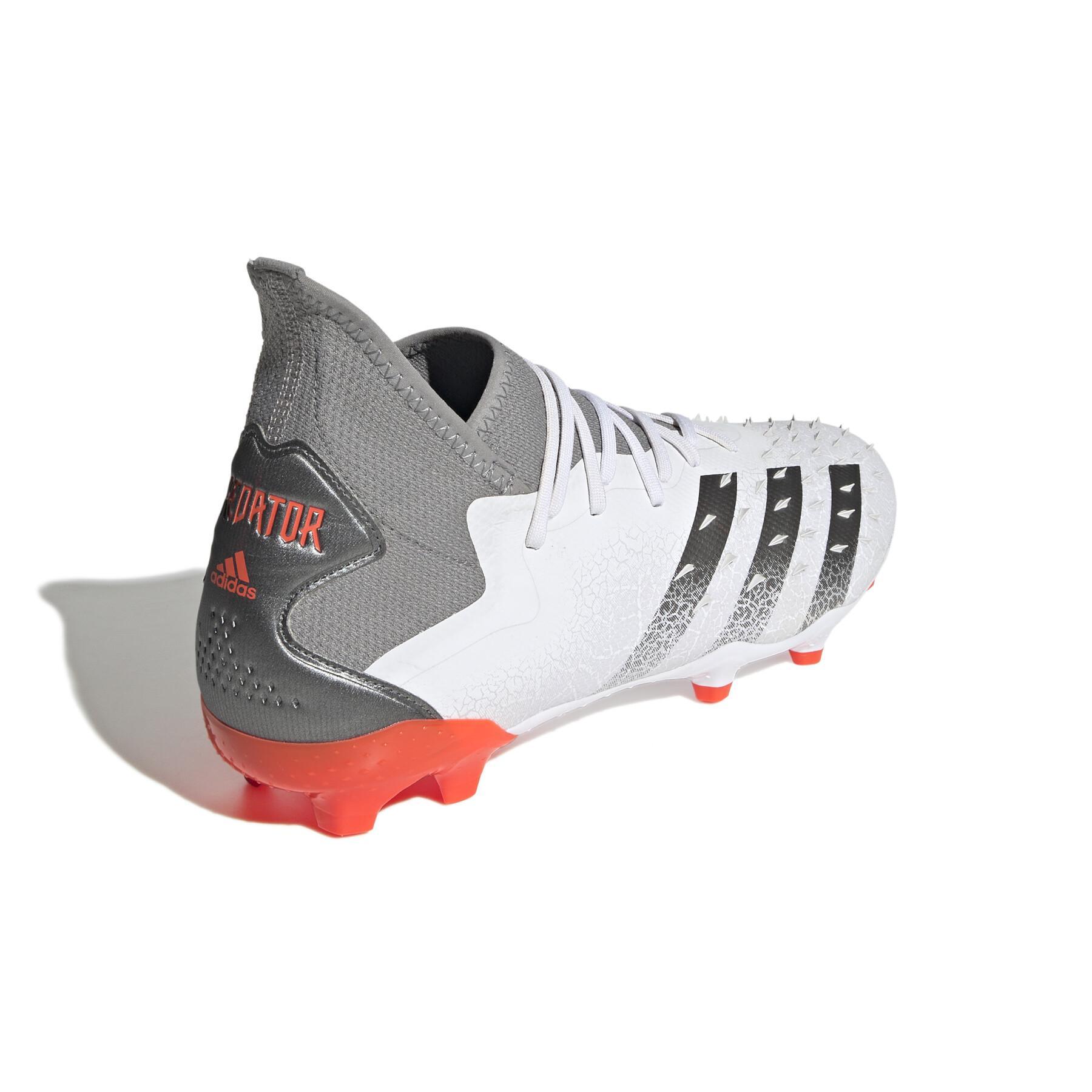 Scarpe da calcio adidas Predator Freak.2 FG - Whitespark